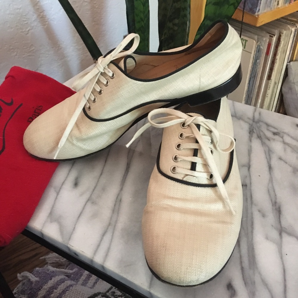 Christian Louboutin lace up oxfords sz 39